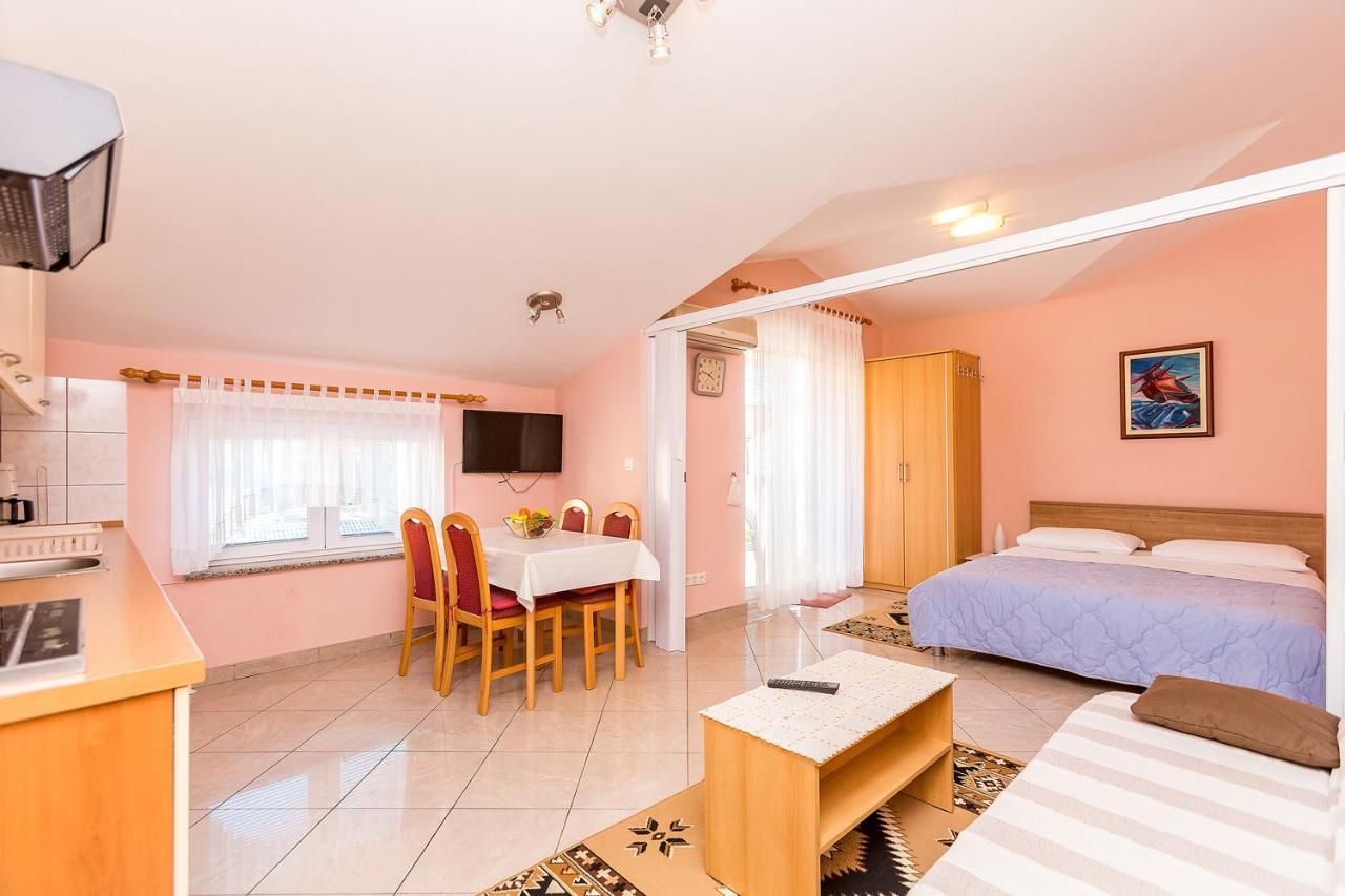 Vilic - Apartments Istriensonne Medulin Exterior foto