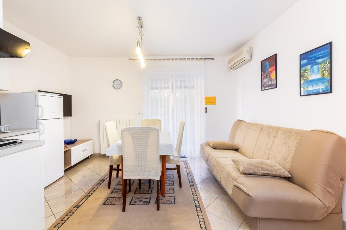 Vilic - Apartments Istriensonne Medulin Exterior foto